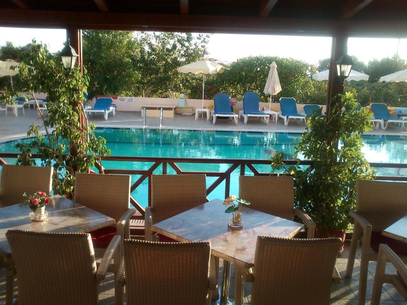 Summer Memories Aparthotel Pefki  Bagian luar foto