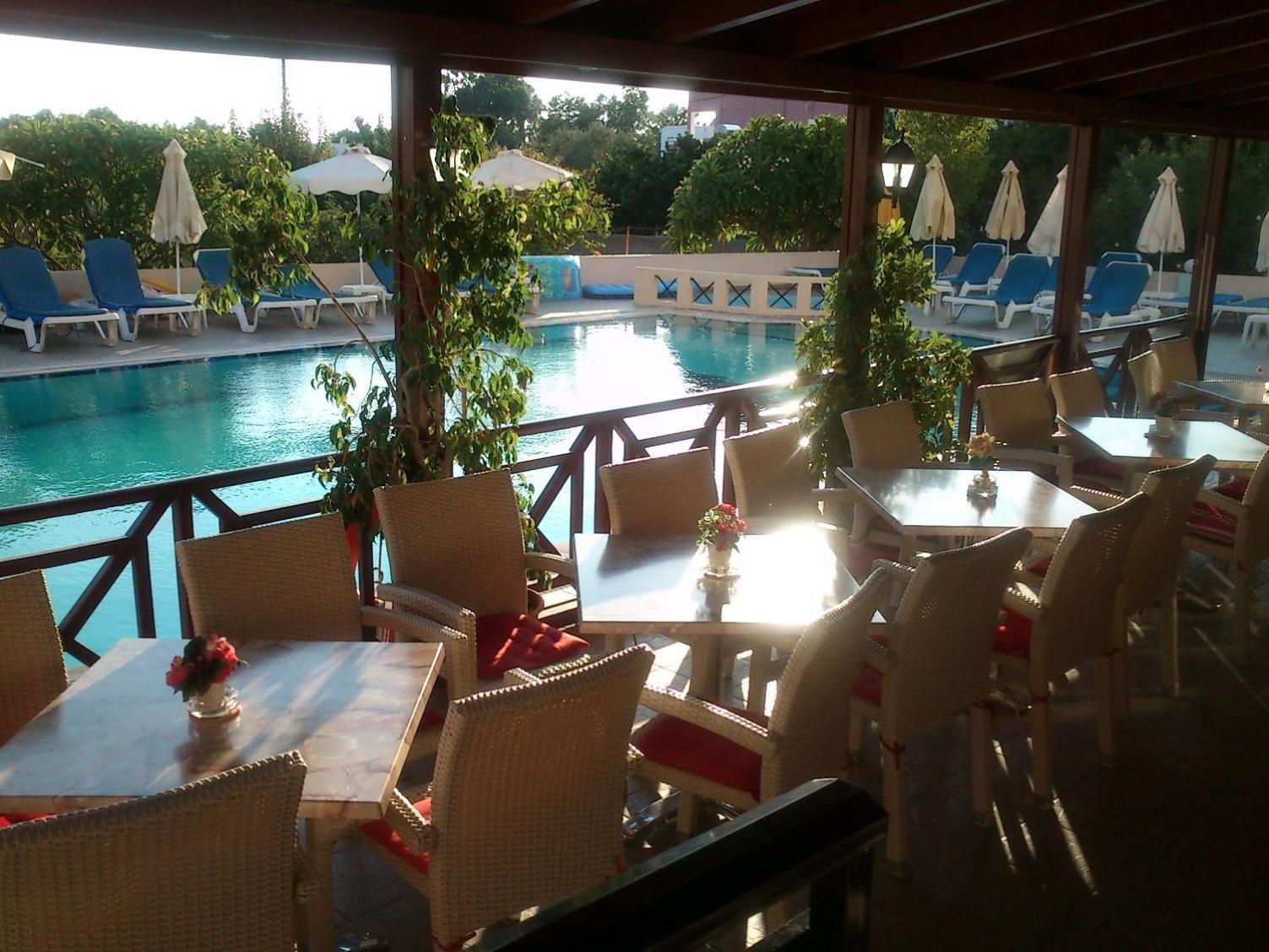 Summer Memories Aparthotel Pefki  Bagian luar foto